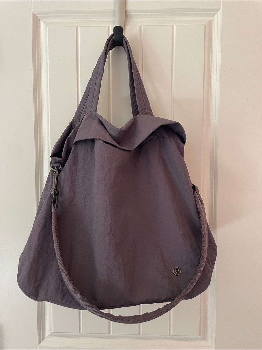 lululemon athletica Lavender Tote with Silver Hardware - Picture 5 of 7
